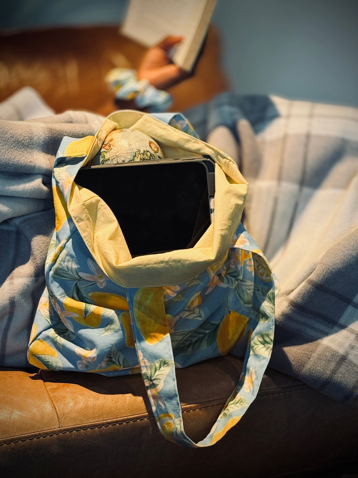 Lemon Print Tote & Scrunchie